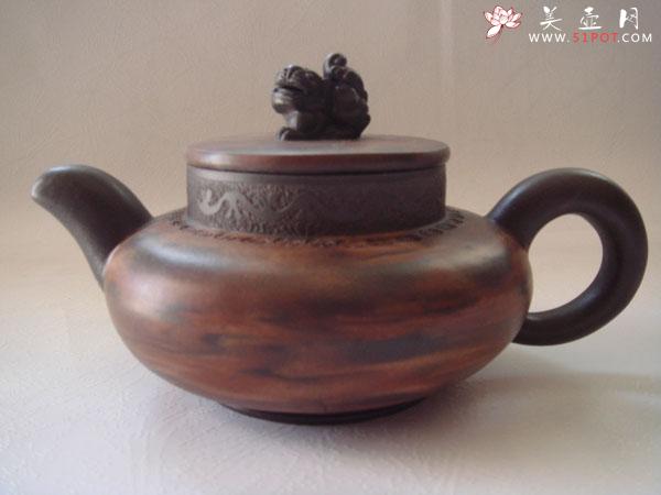 紫砂壶图片：绞泥狮登 - 美壶网