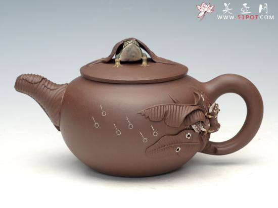 紫砂壶图片：青蛙戏荷 - 美壶网