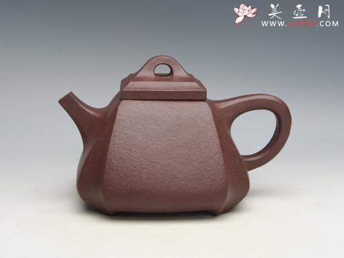 紫砂壶图片：大四方抽角石瓢 容量：550CC - 美壶网