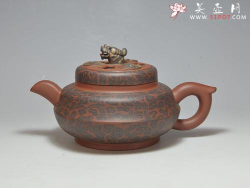 紫砂壶图片： 鱼龙戏壶 350CC  绞泥 - 美壶网