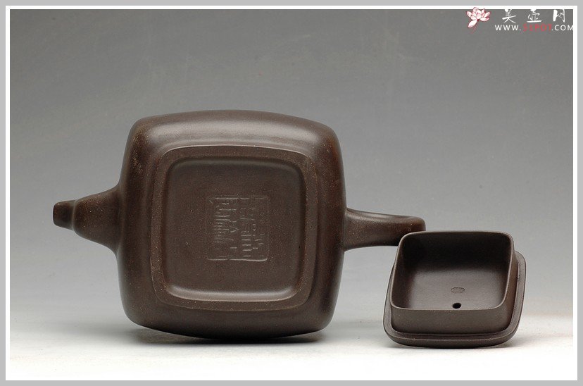 紫砂壶图片：合璧如意  2006年被中南海紫光阁收藏 - 美壶网