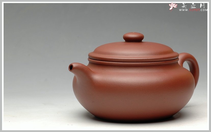 紫砂壶图片：追摹大亨风采 原矿迷人红皮龙 全手仿古 - 美壶网