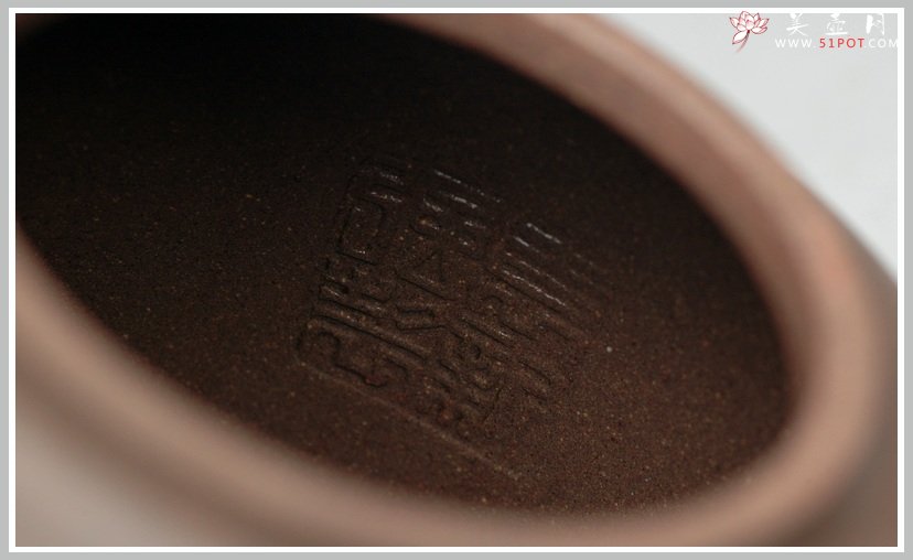 紫砂壶图片：轻巧实用 炮管杀茶 墨陶装饰鸳鸯  全手高德中 - 美壶网