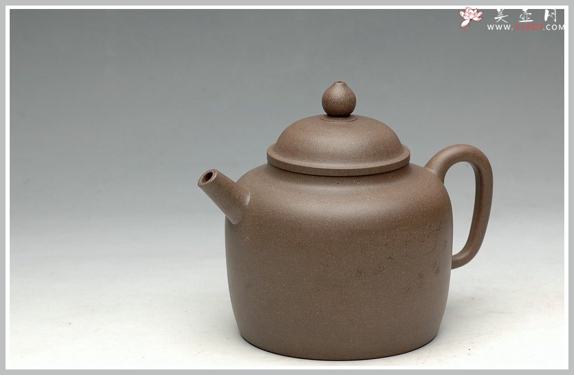 紫砂壶图片：轻巧实用 炮管杀茶 墨陶装饰鸳鸯  全手高德中 - 美壶网