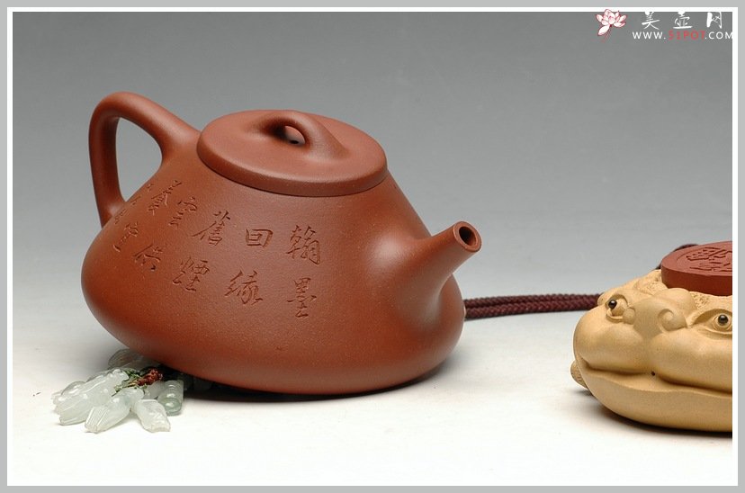 紫砂壶图片：国助和石摹范曾童趣画  顾云峰全手子冶石瓢 - 美壶网