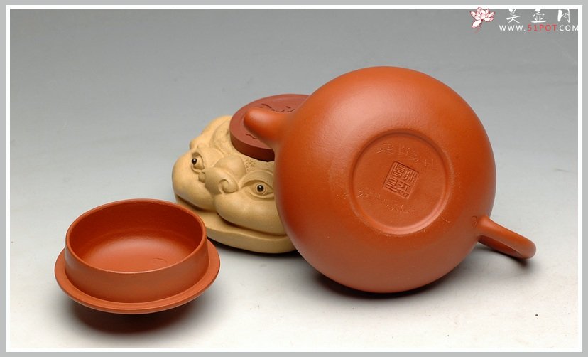 紫砂壶图片：秋收美壶 实用佳品 杀铁利器 赵庄朱泥 全手小仿古 - 美壶网