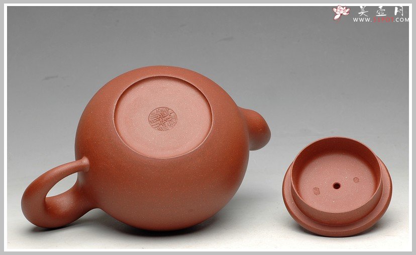 紫砂壶图片： 道洪风格  器形饱满 非常纯的地槽青 全手鼎珠 - 美壶网