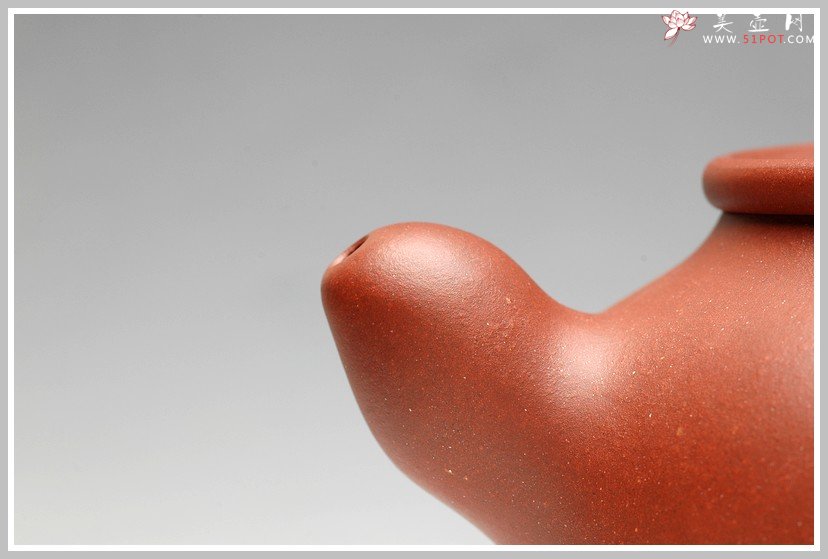 紫砂壶图片： 道洪风格  器形饱满 非常纯的地槽青 全手鼎珠 - 美壶网