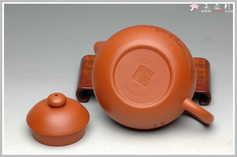 紫砂壶图片：有美共赏 琴韵书声 全手拙.意文旦 张听钢老师精品仕女 - 美壶网