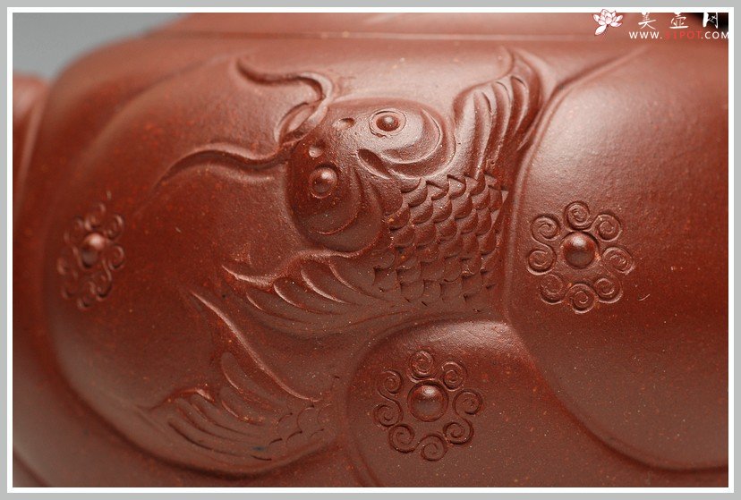 紫砂壶图片：一朝鲤鱼跃龙门   优质底料 做工细腻 精品小鱼化龙 - 美壶网