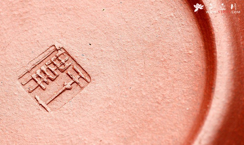 紫砂壶图片：饱满大气 古朴浑圆  全手融泉 - 美壶网