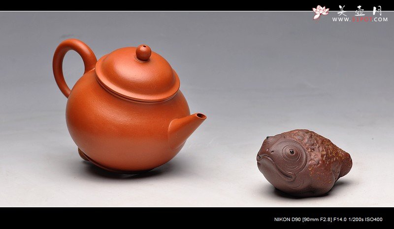 紫砂壶图片：线条优美 最佳实用器 优质朱泥 全手剑流高潘 - 美壶网