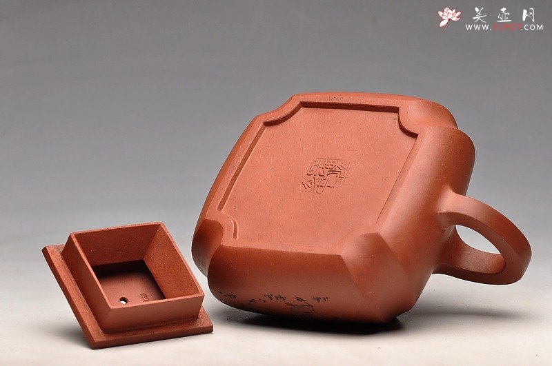 紫砂壶图片：线面挺快 张听刚老师装饰 四方抽角 - 美壶网