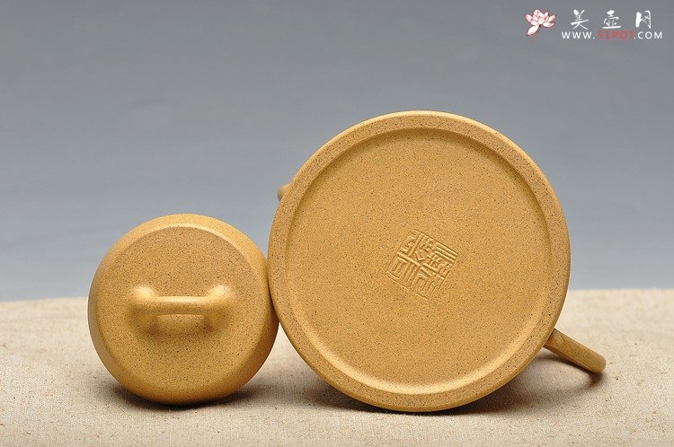 紫砂壶图片：文人气韵 全手秤砣 - 美壶网