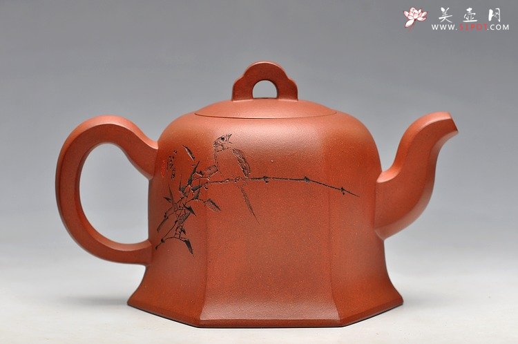 紫砂壶图片： 鲍志强高徒 历上清装饰 方鈡 优质底槽青 - 美壶网