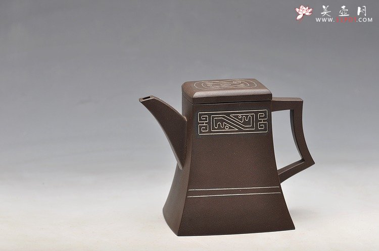 紫砂壶图片：吕尧臣 四方 镶嵌银丝  只供欣赏 - 美壶网