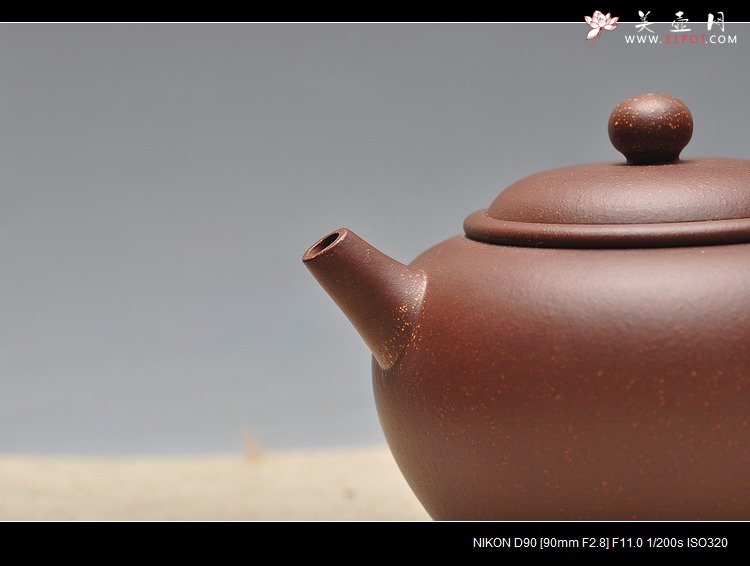 紫砂壶图片：形制古朴 饱满大气 精品亨圆  袁新强作品 - 美壶网