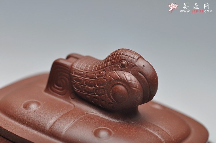 紫砂壶图片：经典代表作 盔甲 - 美壶网