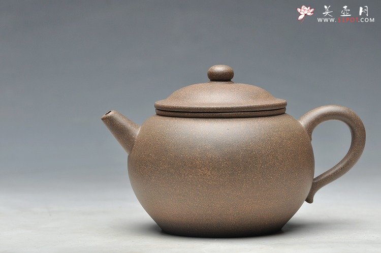 紫砂壶图片：拙朴古雅 传统耐品 杀茶利器 全手拙古 - 美壶网