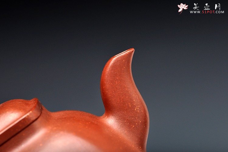 紫砂壶图片：全手工拍打成型 难度极高 精工大气 大觚棱 泥料温润 - 美壶网