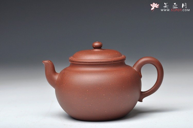 紫砂壶图片：颇有拙味 创新耐品  全手莲子 - 美壶网