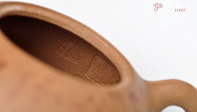 紫砂壶图片：蔡岩峰蜕变之作 新意心意 首创 全手野趣 - 美壶网