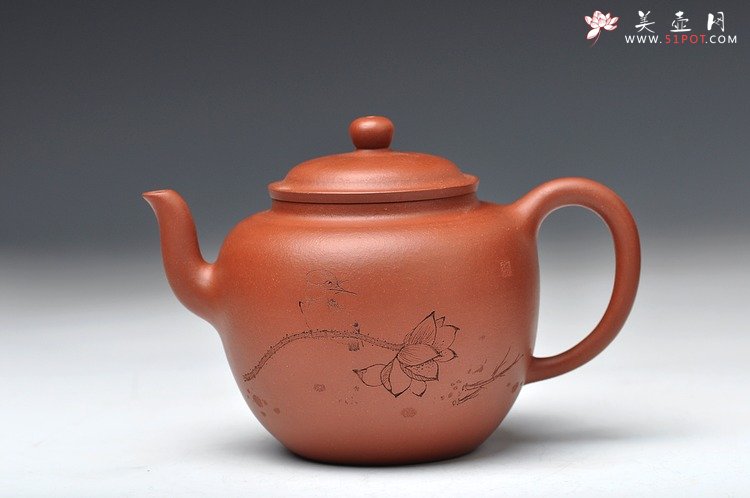 紫砂壶图片：线条流畅 整体高俊 全手雅韵 - 美壶网