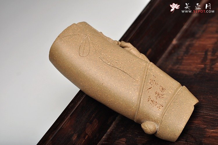 紫砂壶图片：文房雅器 茶盘精品茶宠 清竹臂搁 贴叶传神 中书协刘世涛助兴装饰 - 美壶网