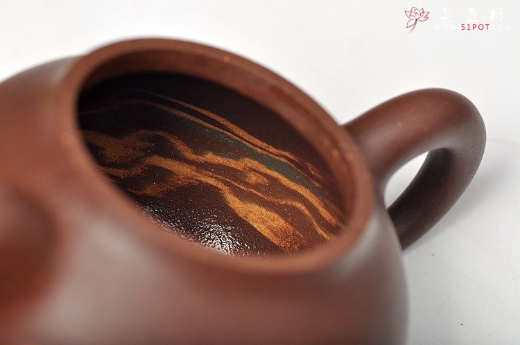 紫砂壶图片：通透绞泥 娇小可爱 茄段 - 美壶网