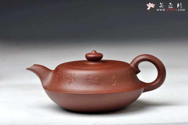 紫砂壶图片：线条流畅优美 造型新颖  清韵  - 美壶网