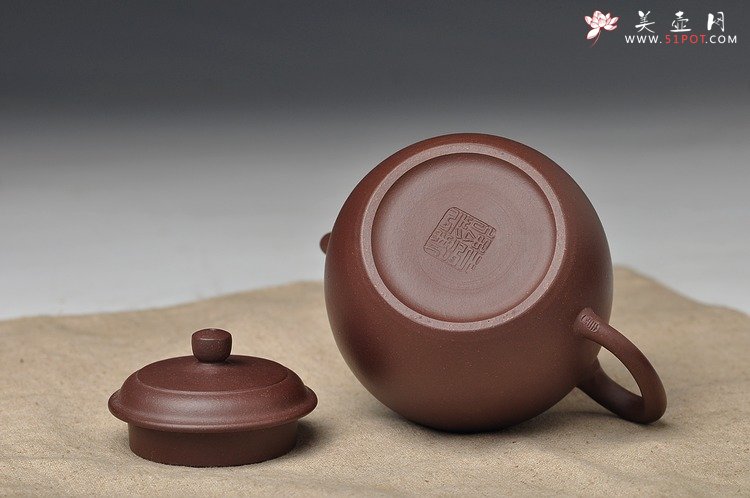 紫砂壶图片：全手剑流德中 小巧实用 - 美壶网