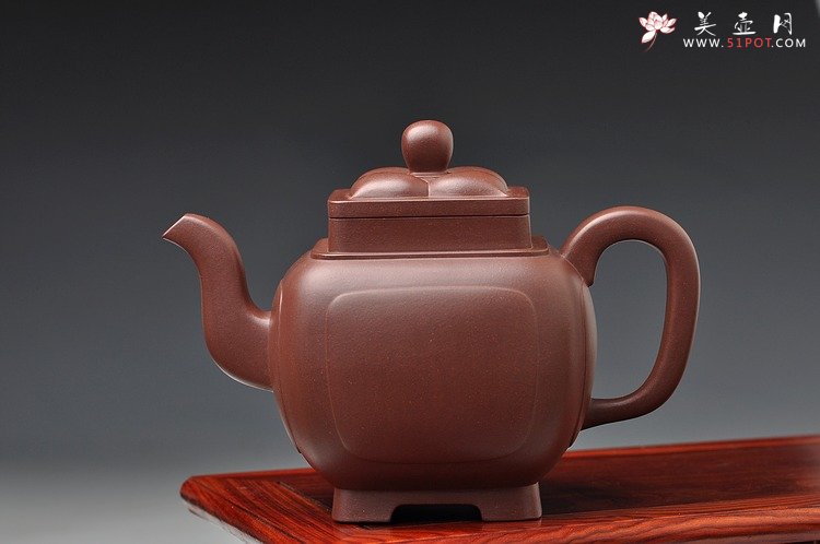 紫砂壶图片：精工大气 精品之作 全手工开光四方菱花 - 美壶网