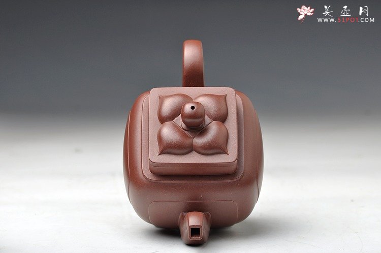 紫砂壶图片：精工大气 精品之作 全手工开光四方菱花 - 美壶网