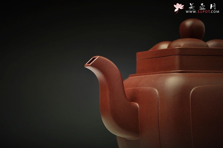 紫砂壶图片：精工大气 精品之作 全手工开光四方菱花 - 美壶网