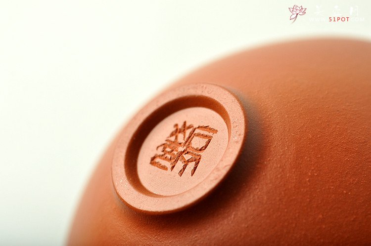 紫砂壶图片：难得原矿朱泥 斗笠杯 装饰趣味 - 美壶网