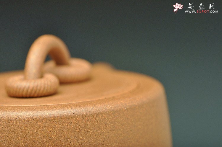 紫砂壶图片：潘小东全手新作 油润老段泥之双圈 敦厚老味足 - 美壶网