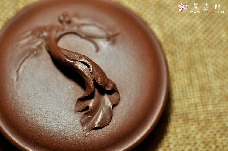 紫砂壶图片：花货奇才顾正芳 扛鼎之作 全手工丰裕提梁 飘逸大气 - 美壶网