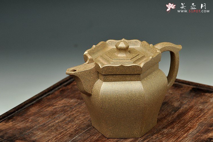 紫砂壶图片：庄严肃穆砂中佛 青灰段砂 老味具显 大僧帽 - 美壶网