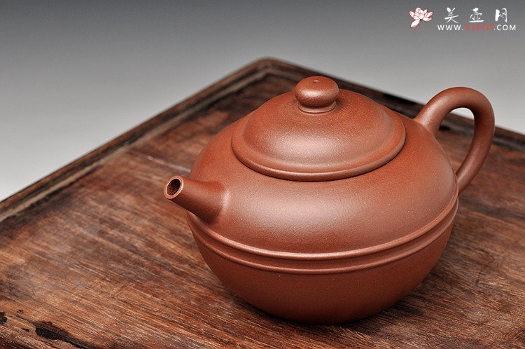紫砂壶图片：潘小东全手新作 追慕古韵  明式腰线  - 美壶网