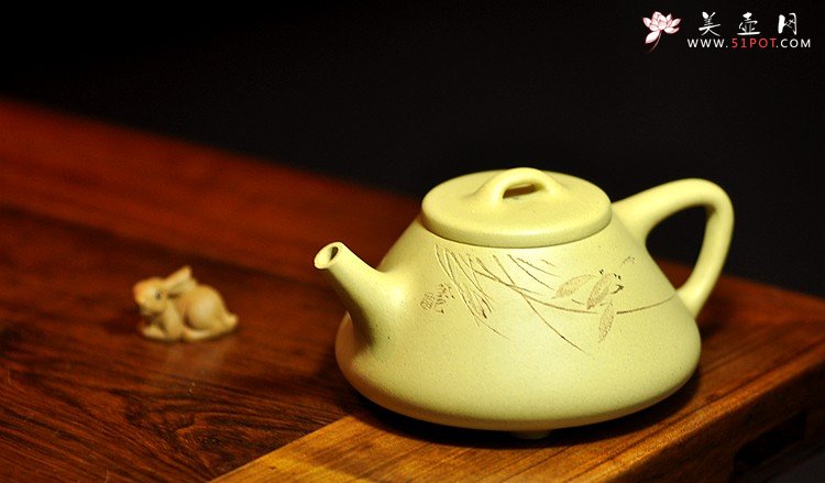 紫砂壶图片：素雅文气 骨格清奇 本山绿之兰花子冶石瓢 - 美壶网