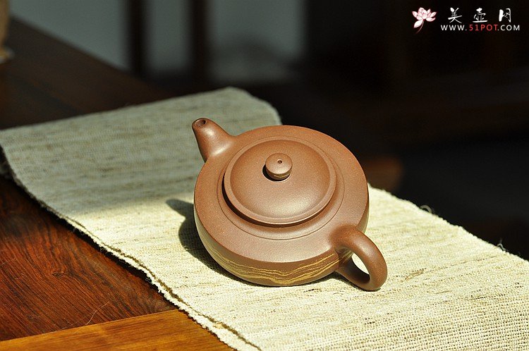 紫砂壶图片：通透绞泥  端庄周正  实用佳品  汉韵壶 - 美壶网