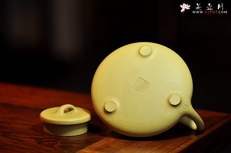 紫砂壶图片：素雅文气 骨格清奇 本山绿之兰花子冶石瓢 - 美壶网