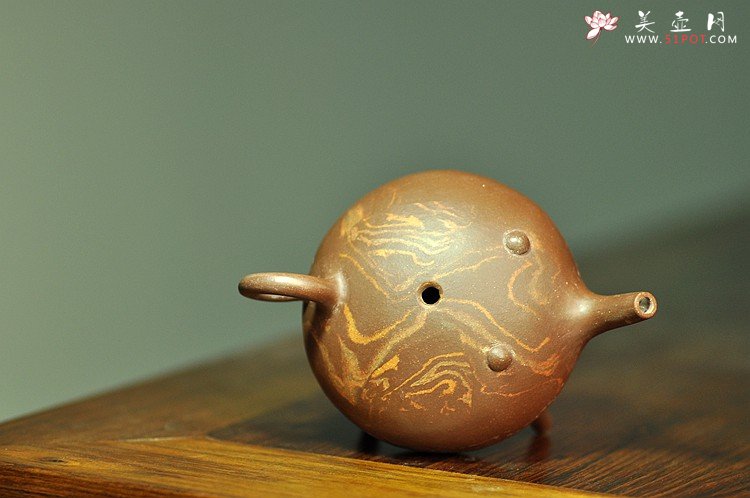 紫砂壶图片：全手工茶宠 文房水注~ 独角兽和短嘴小猪~ - 美壶网