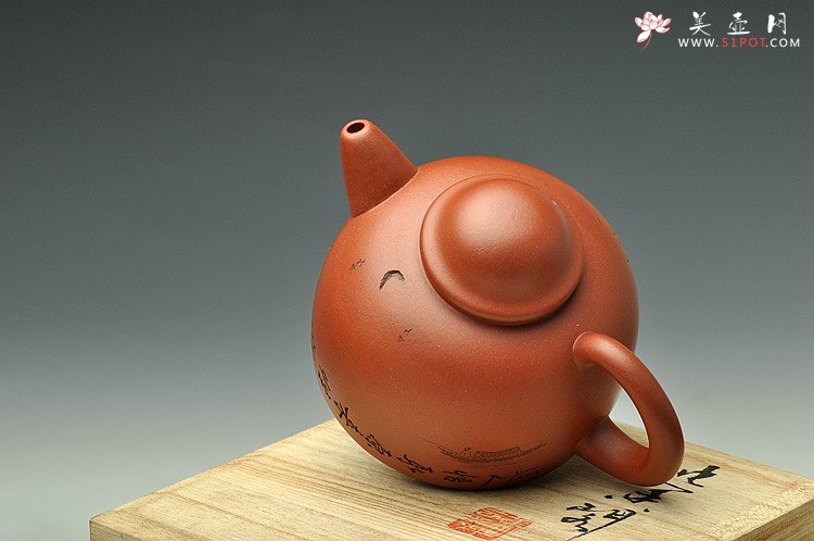 紫砂壶图片：天地悠悠 敦厚纯朴 乐天知命 紫砂经典器形 渔翁 - 美壶网