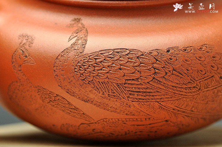 紫砂壶图片：谭华斌近作 传统实用 全手凤凰仿古 细刻入丝 - 美壶网