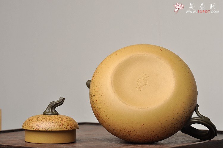 紫砂壶图片：原创作品 七彩葫芦 心意新意 孙伟强张新亚合作 孕育福禄 - 美壶网