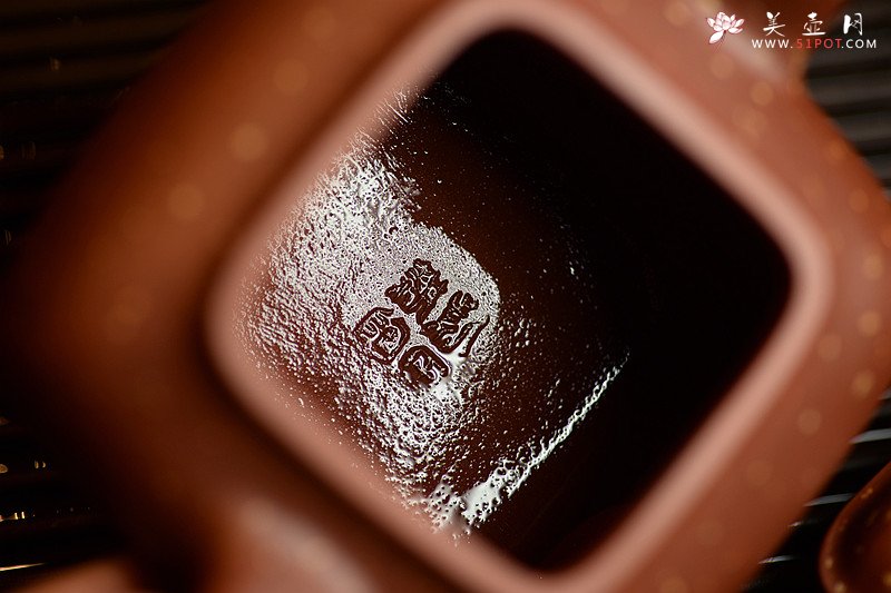 紫砂壶图片：醉美巧克力o(∩_∩)o  方圆之美 全手铺砂传炉 - 美壶网