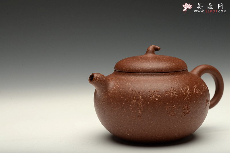 紫砂壶图片：薄胎雅品 天地小如瓜好事唯茗茶 全手一捺底玉瓜 优质降坡泥 - 美壶网