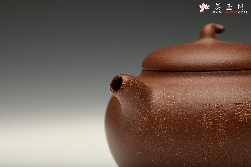 紫砂壶图片：薄胎雅品 天地小如瓜好事唯茗茶 全手一捺底玉瓜 优质降坡泥 - 美壶网