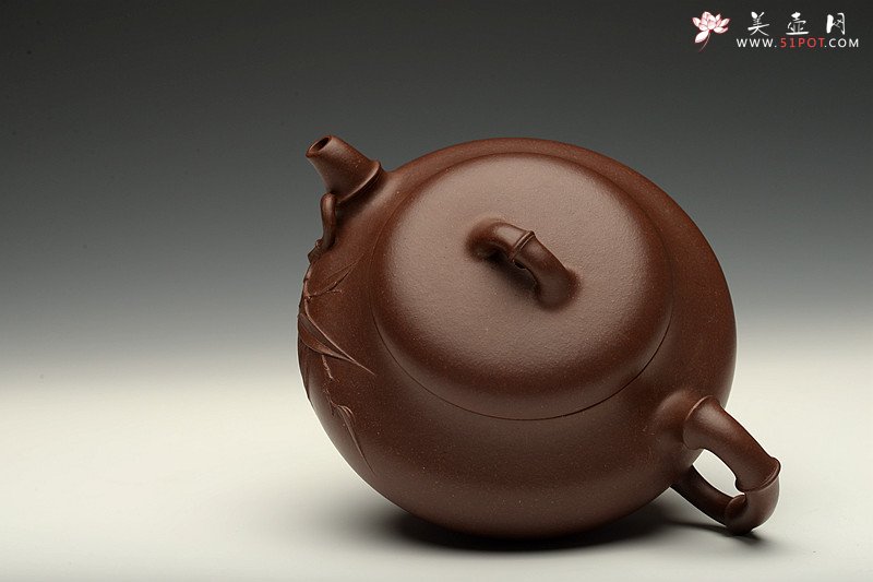 紫砂壶图片：油润底槽青 精品花货  丹竹 敦厚可人 大口实用 - 美壶网